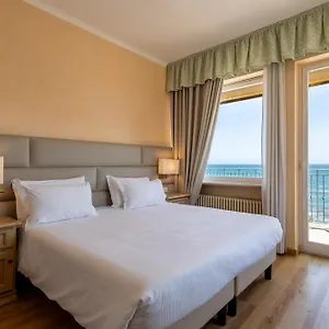 Palace Diano Marina